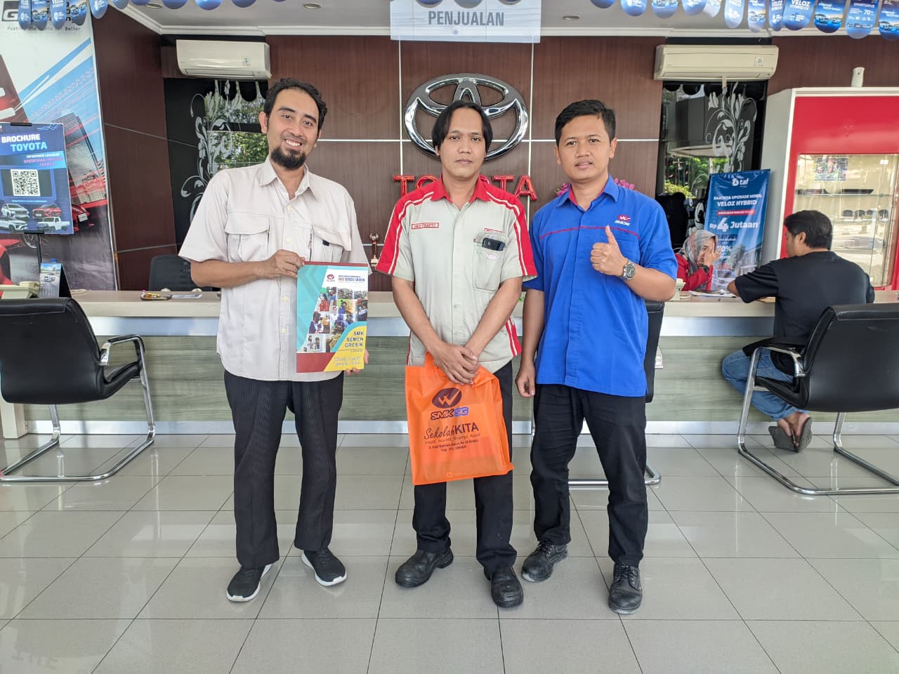 SMK SIG Jalin Kerjasama dengan Arina Toyota Gresik