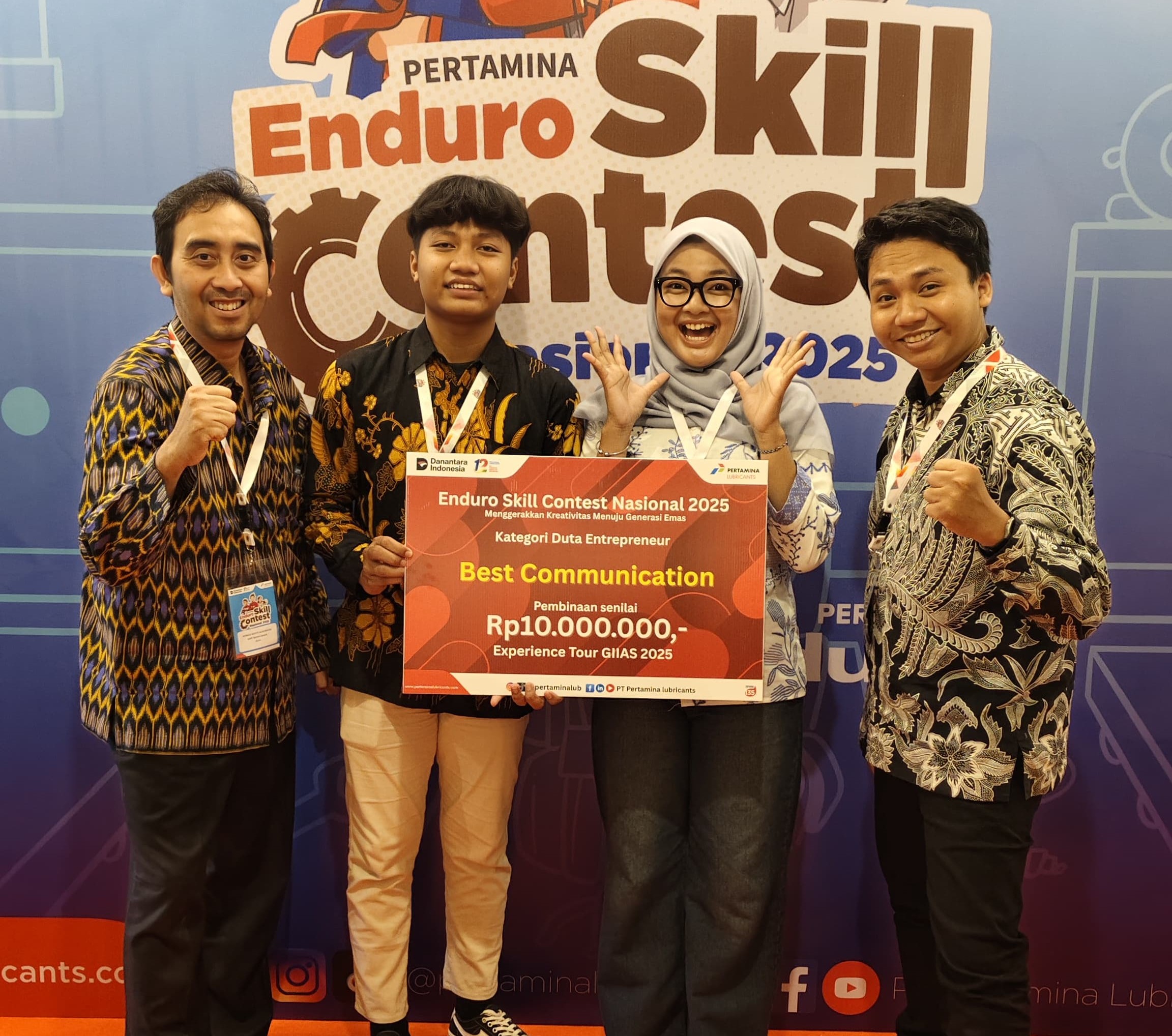 SMK Semen Gresik Juara Best Communication dalam event Enduro Skill Contest Nasional